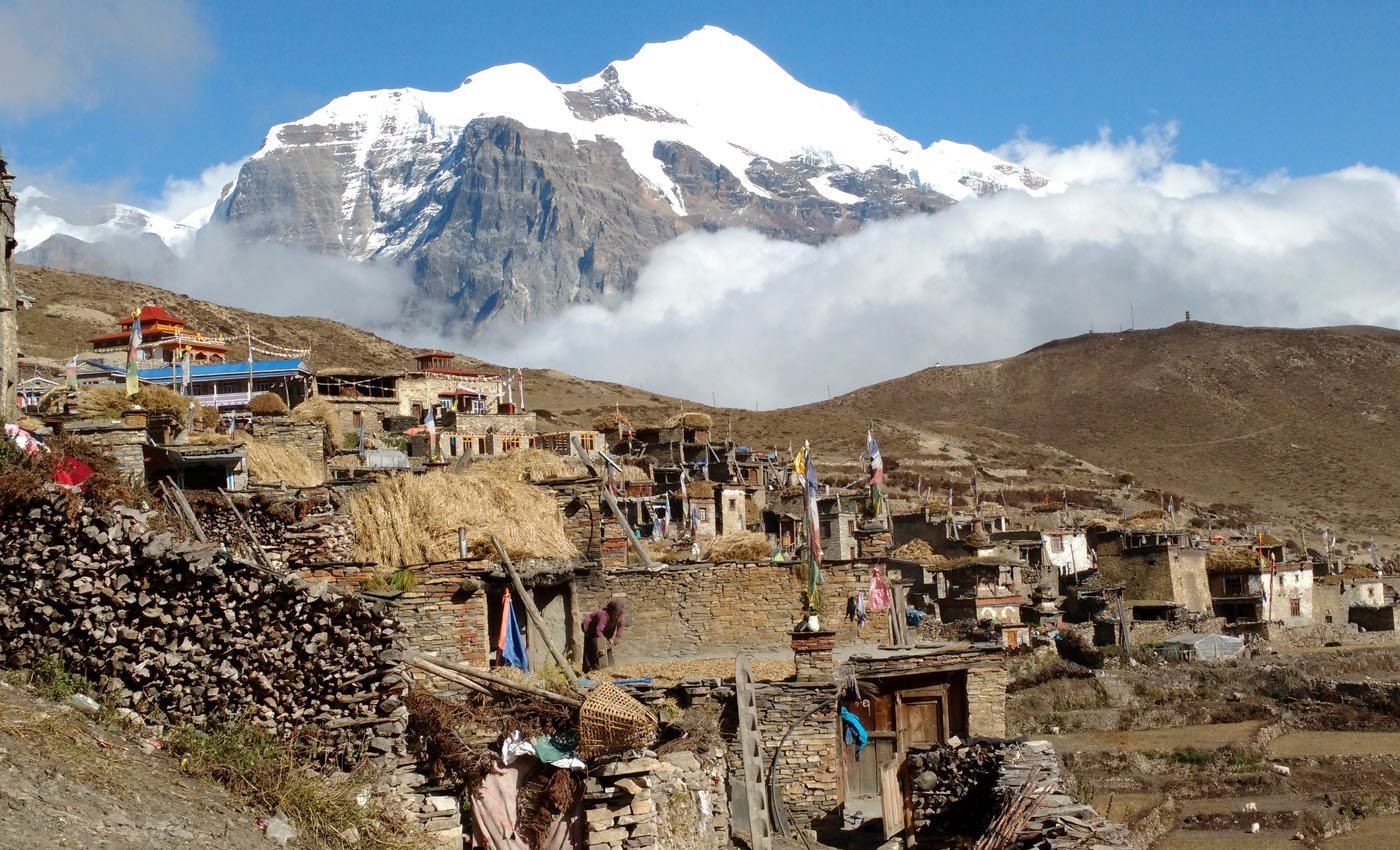Sendero de trekking tranquilo y sereno en Nepal: Valle de Nar y Phu